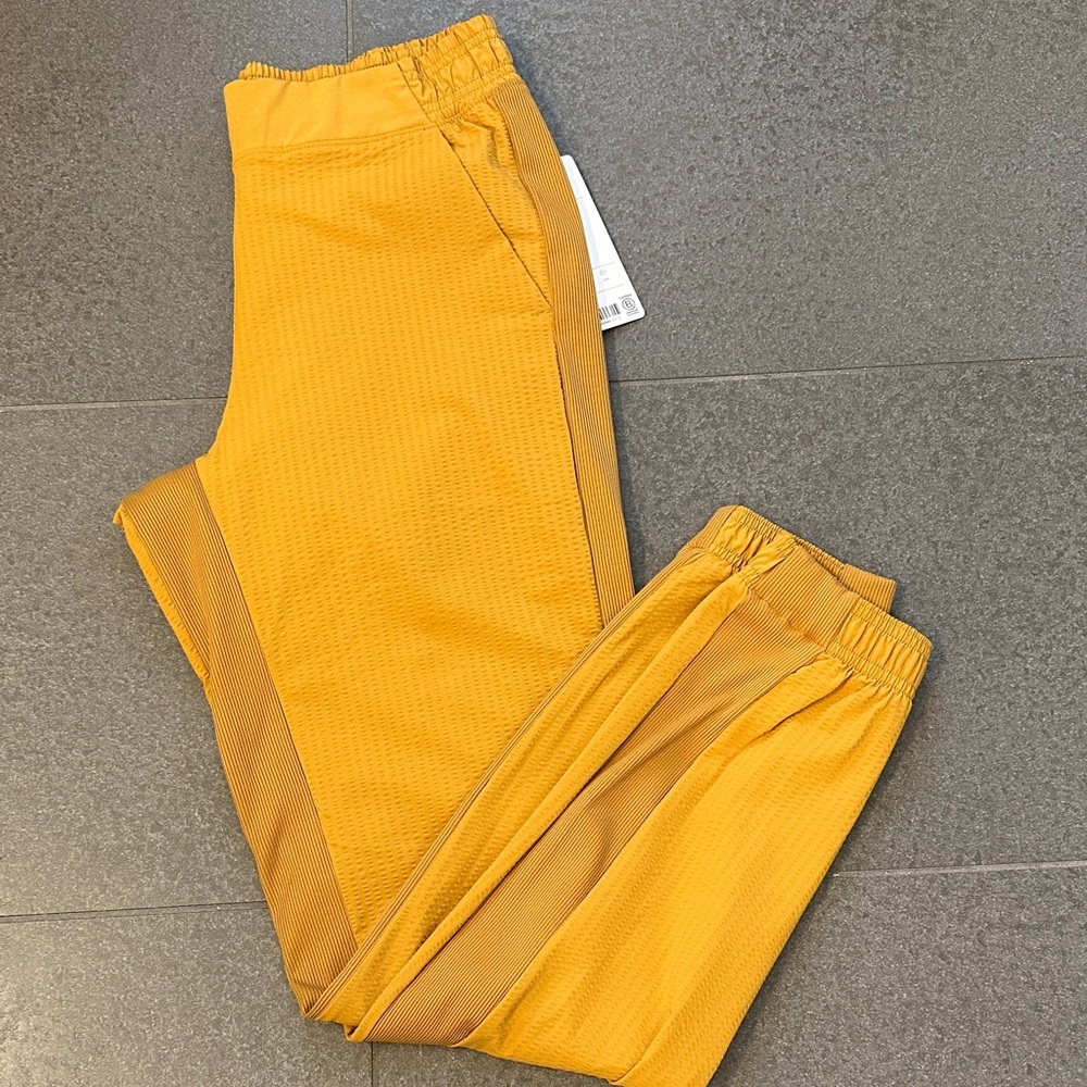 Athleta Brooklyn Gold Jogger Pants